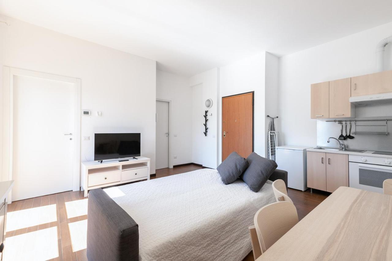 Alessia'S Flat - Affori Apartment Milan Luaran gambar