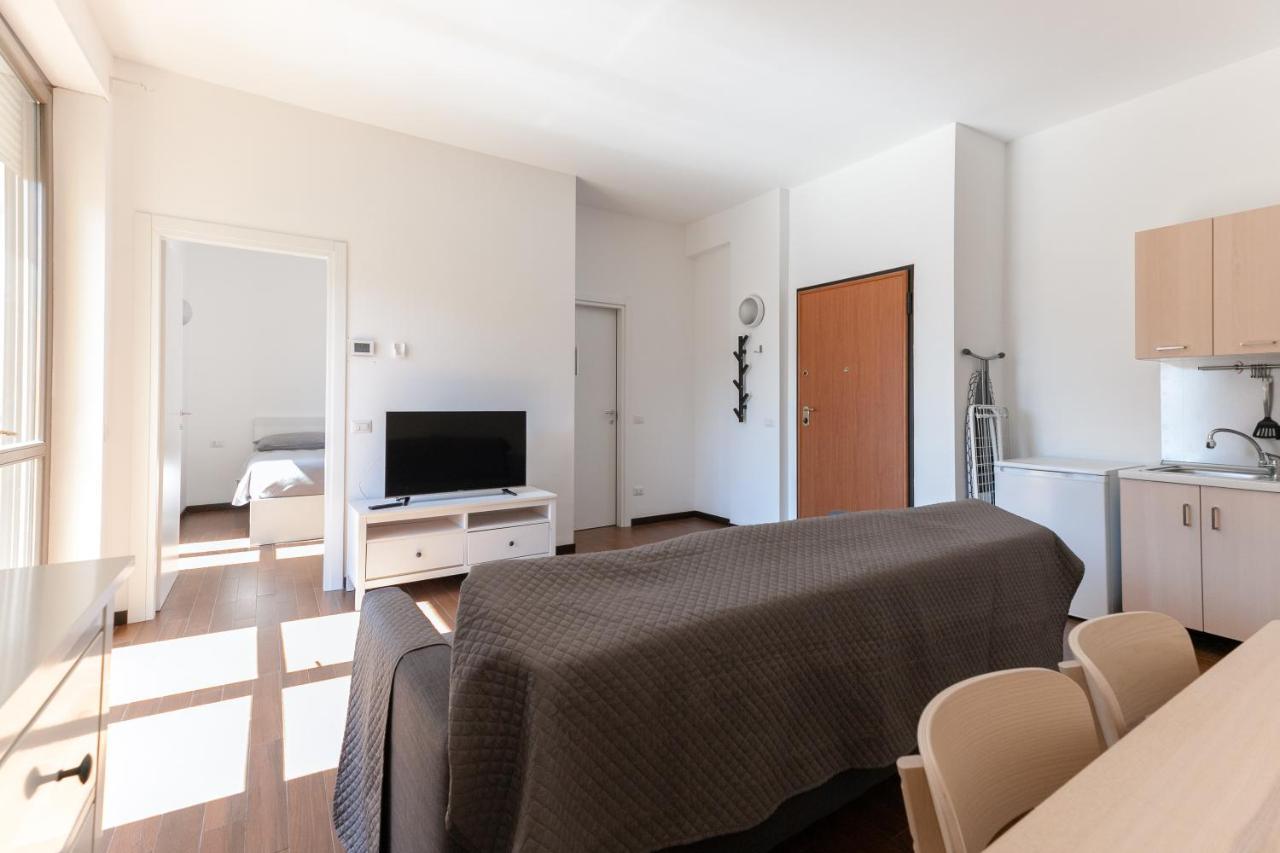 Alessia'S Flat - Affori Apartment Milan Luaran gambar